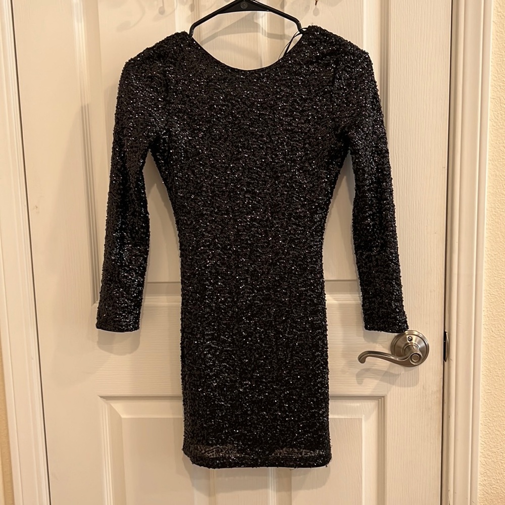 Black Sequins Long Sleeve Dress